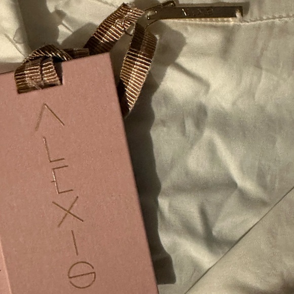 NWT: Alexis Ruffled Blouse - Picture 4 of 6